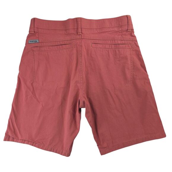 Wrangler | Salmon, 8.5 in, Outdoor Performance Hiking Shorts | Size 32 - Picture 3 of 4